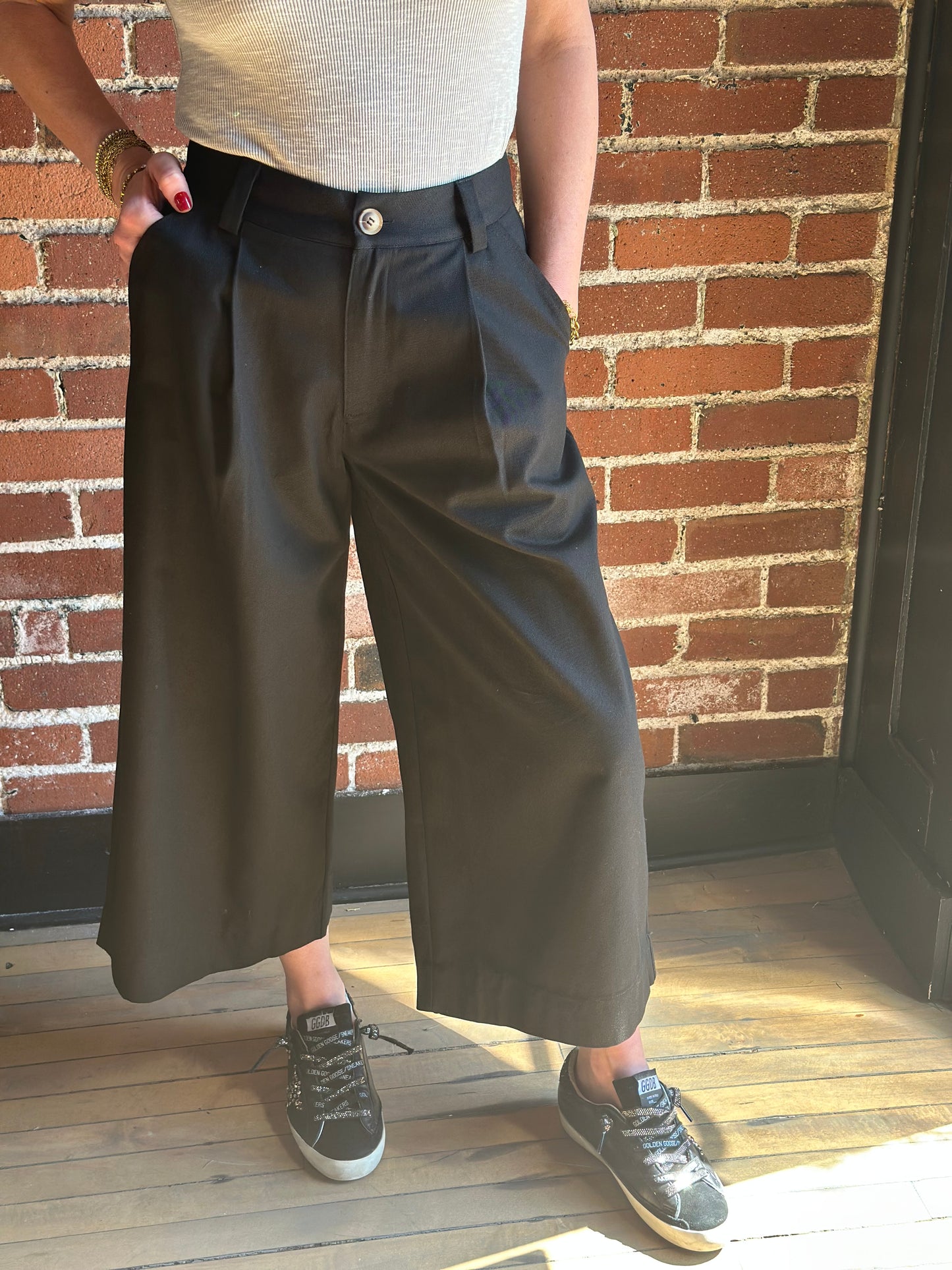 Pintuck Detail Pants