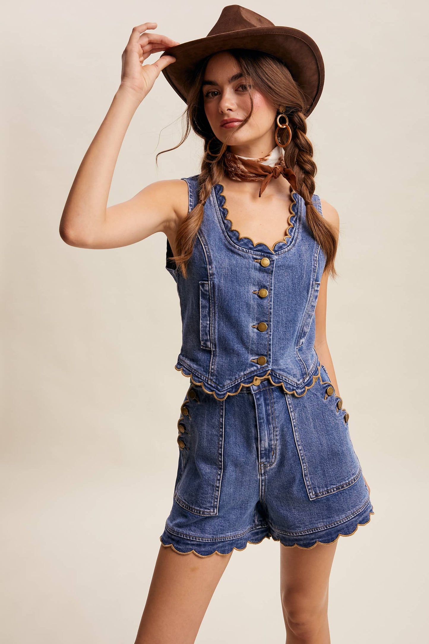 Scallop Button Denim Shorts