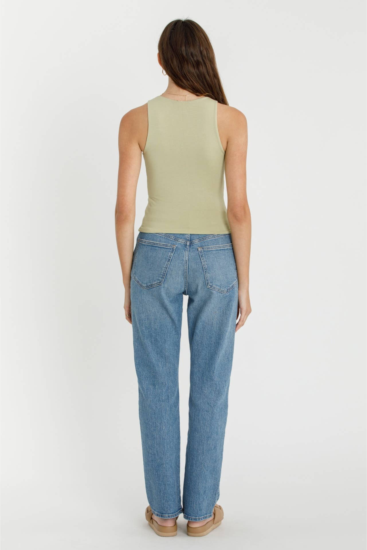 round neck basic tank | pistachio