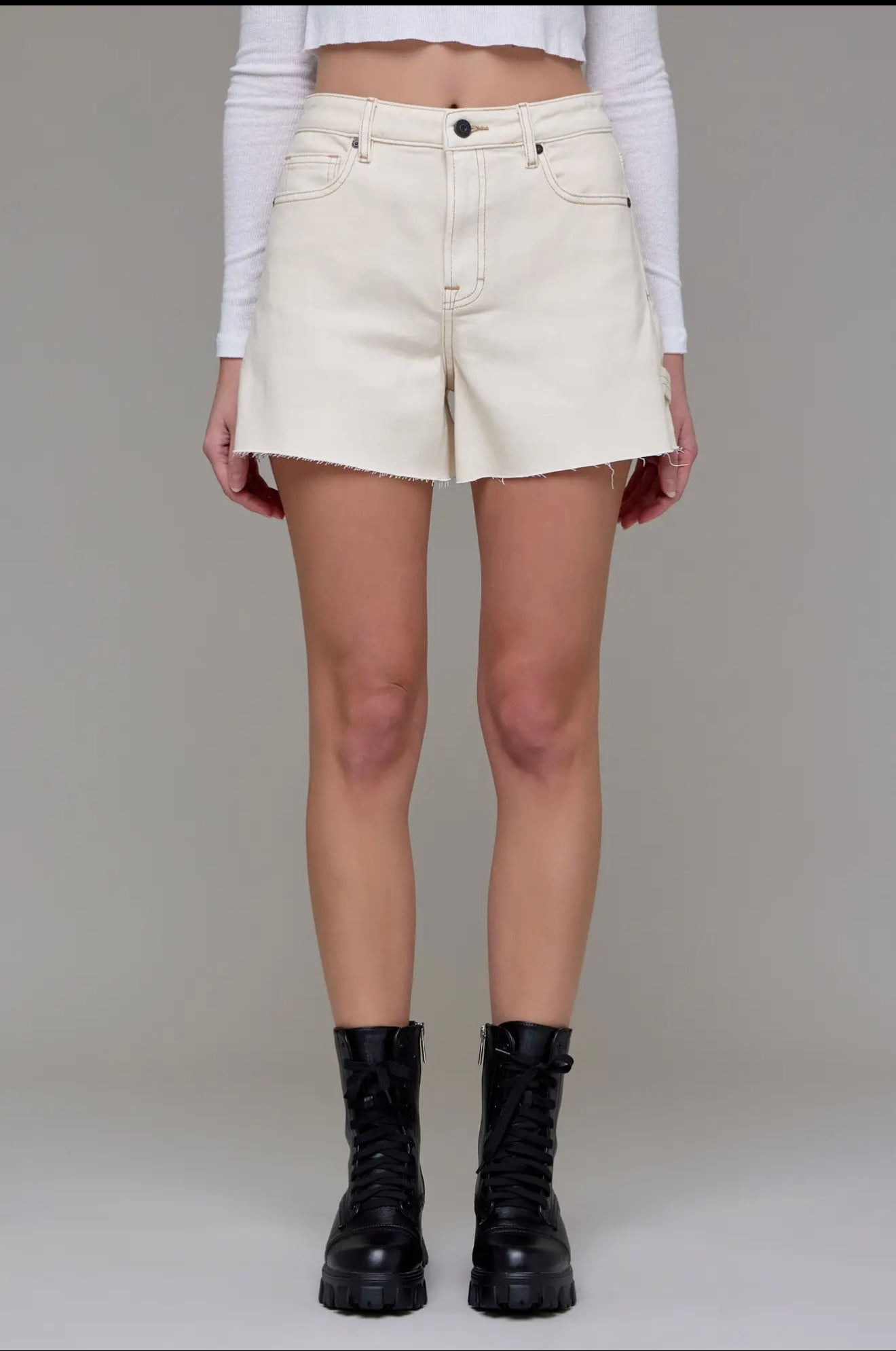 Cream Carpenter Short